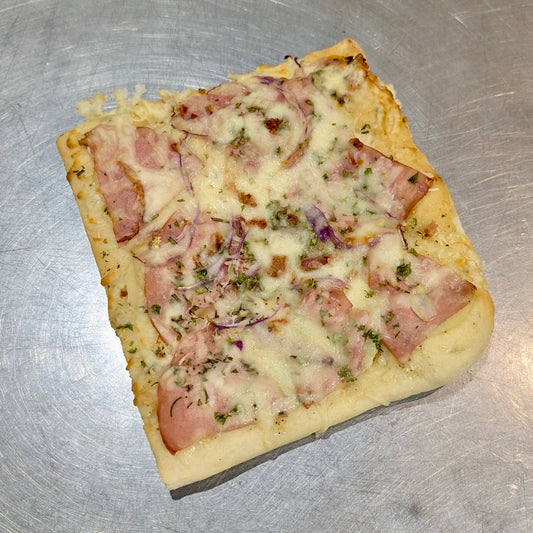 Pizza Hawaïenne (Jambon, ananas et Bacon) (CONGELÉ)