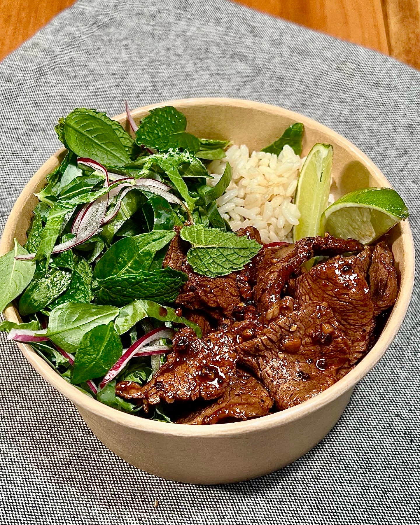 Pepper-Lime Beef Bowl with Rice